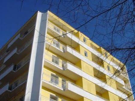 Monte-Nelly Hotel Bucarest Exterior foto